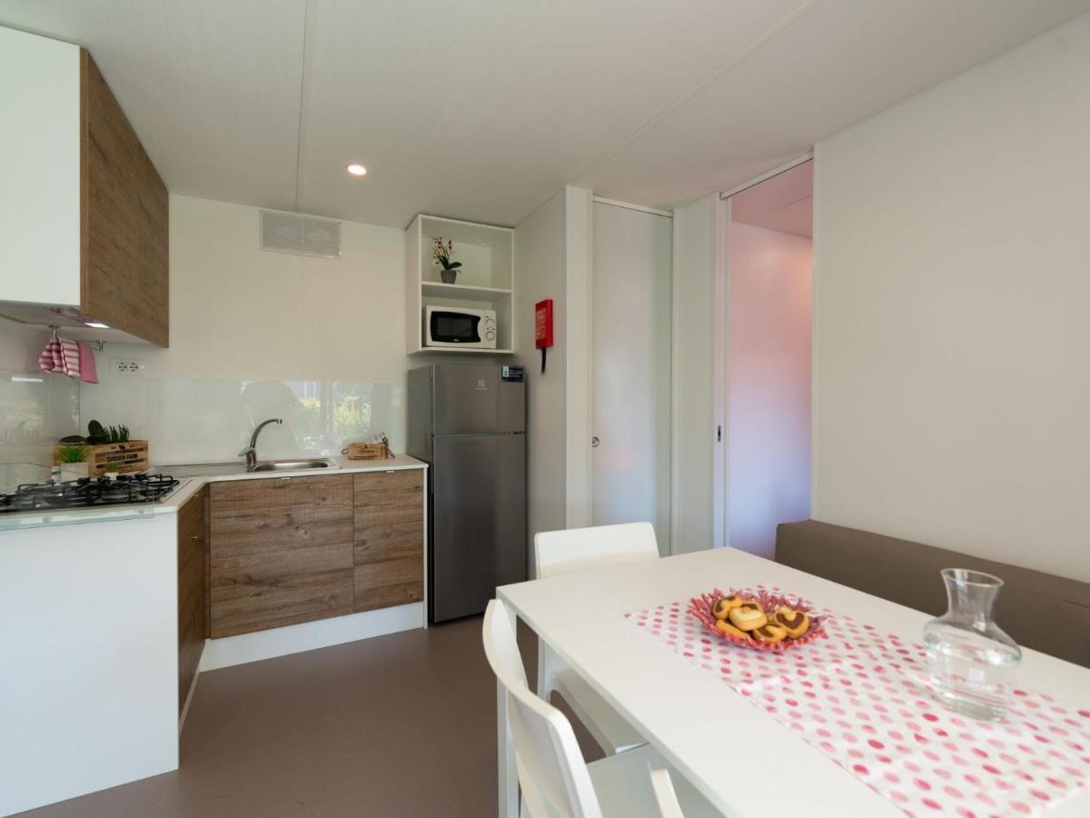 ריבולטלה Holiday Home Garda Suite Deluxe By Interhome מראה חיצוני תמונה